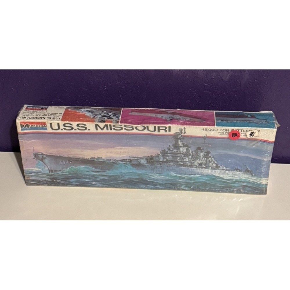 Monogram USS Missouri BB-63 Battleship Model Kit 1976 16" 3000 New Sealed